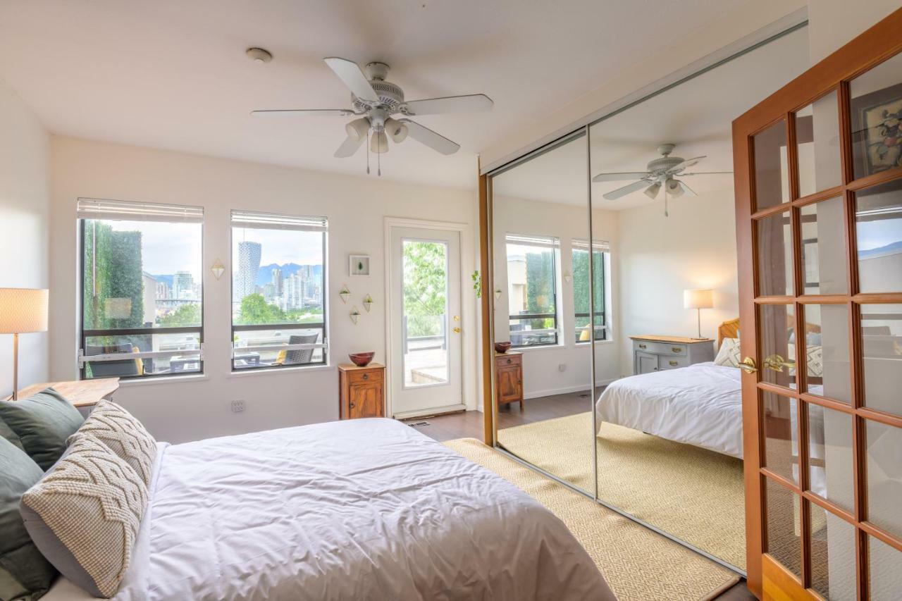 Charming 1 Bdrm View Suite バンクーバー エクステリア 写真